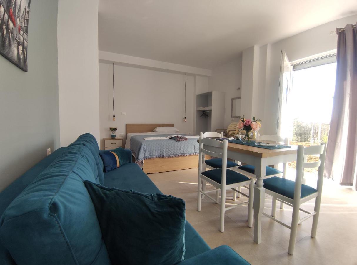 Ionia Apartments ساراندا المظهر الخارجي الصورة